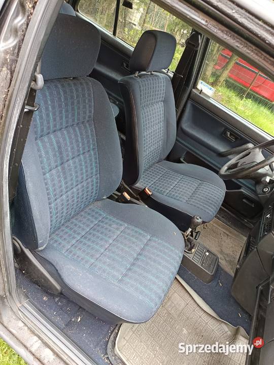 VW Volkswagen Golf 2 II fotele siedzenia kanapa Bychawa sprzedam