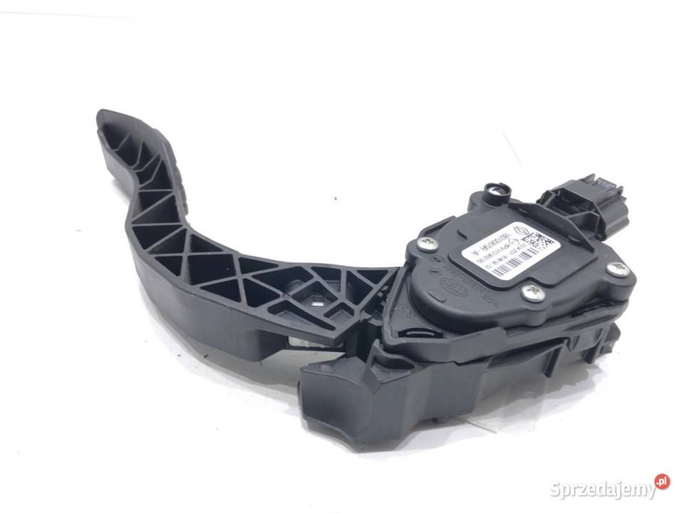 POTENCJOMETR GAZU RENAULT CAPTUR II 180100879R