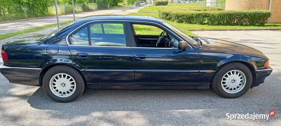 BMW E38 40 V8 zadbana bez rdzy przebieg 210 000 łódzkie Radomsko
