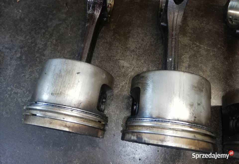 Tłok tłoki korba korbowód korbowody Audi 80 20 Pozostałe Sanok