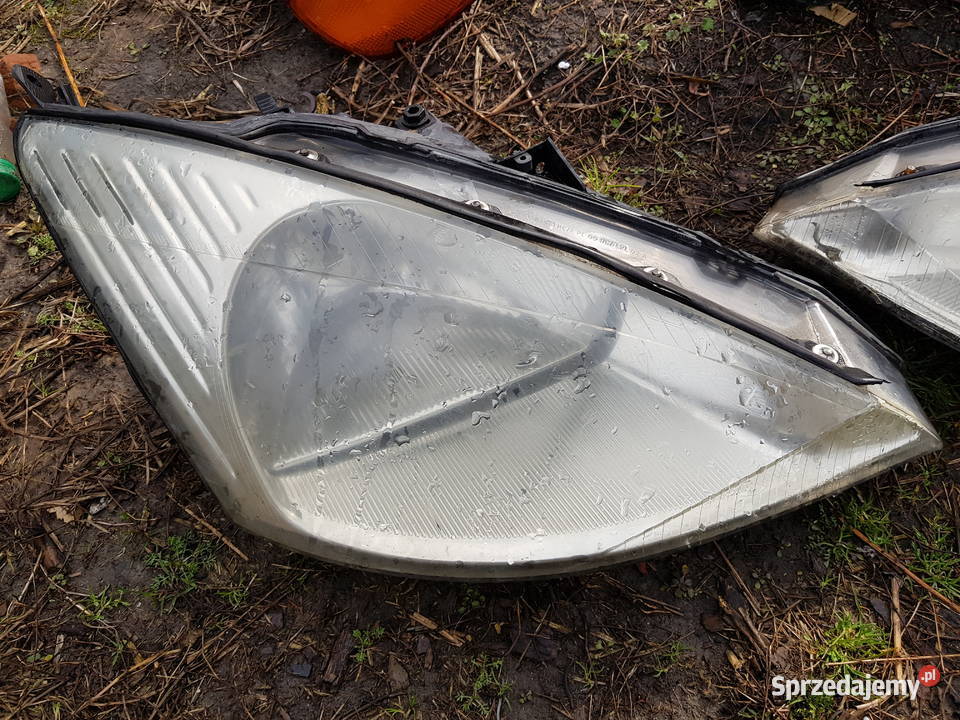 Lampy przód Ford Focus sprzedam