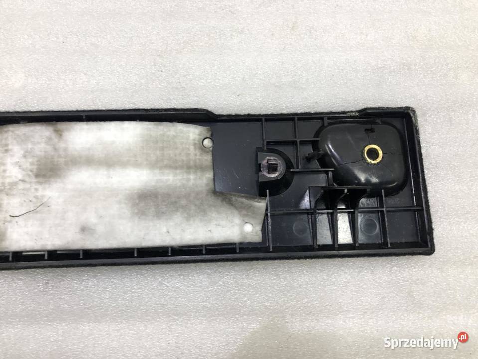 LISTWA BAGAŻNIKA MERCEDES W163 1646800002 Osłony i zaślepki