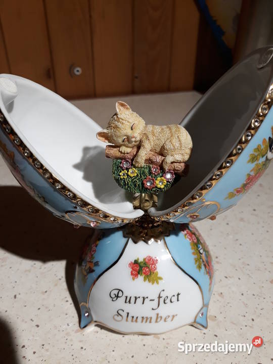 Kolekcjonerskie jajko porcelanowe z pozytywką Porcelana i szkło Radom