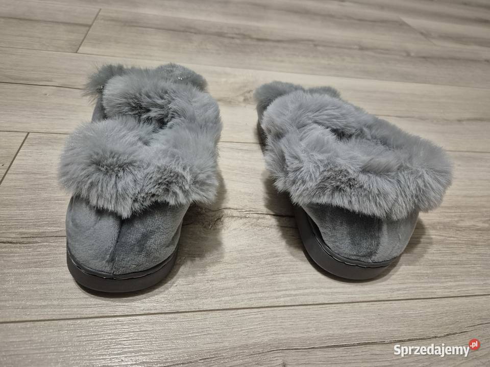 Nowe kapcie leciutkie cieplutkie Rozmiar 3839 Jelenia Góra