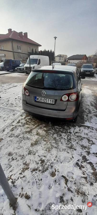 Sprzedam samochod Golf Plus 16 MPI benzgaz 195000km Radom