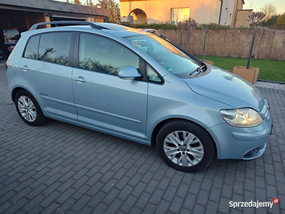 VW Golf plus Bi Xenon DSG Pdf szyberdach 116 czujnik parkowania Golf Plus Piotrowo