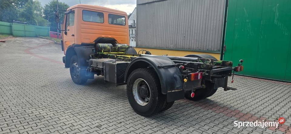 Samochód ciężarowy Mercedes 1614 SK Jordanów