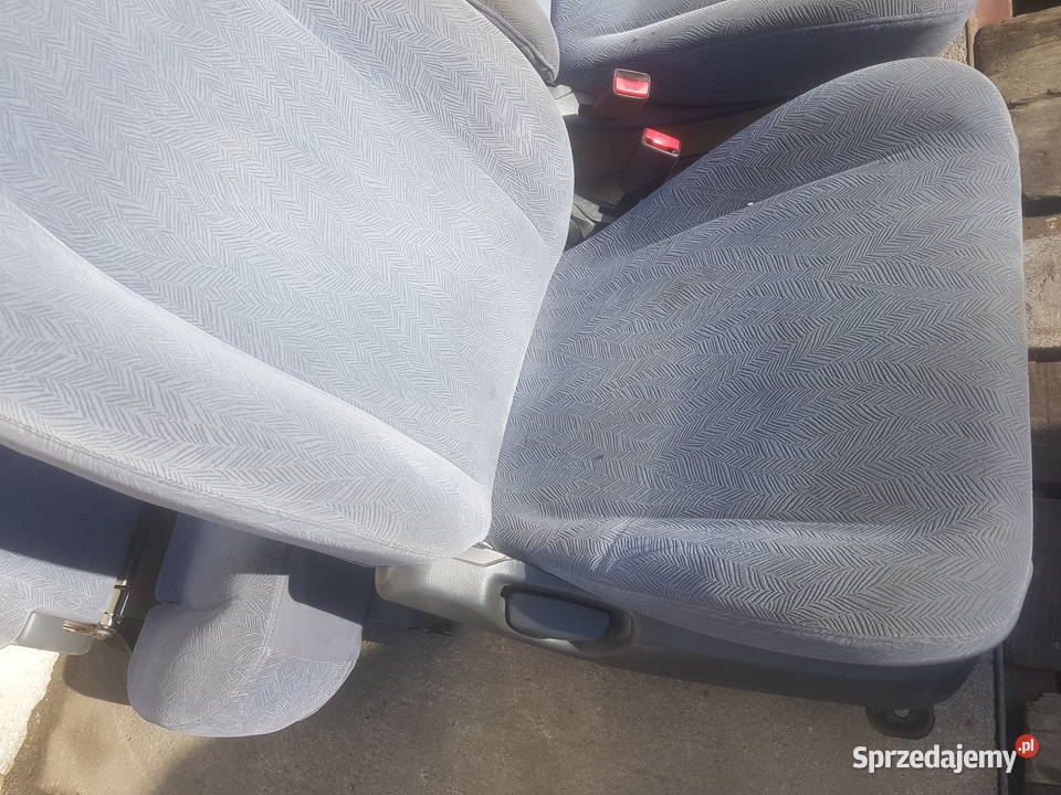 Suzuki Liana komplet fotele fotel kanapa przód Legnica sprzedam