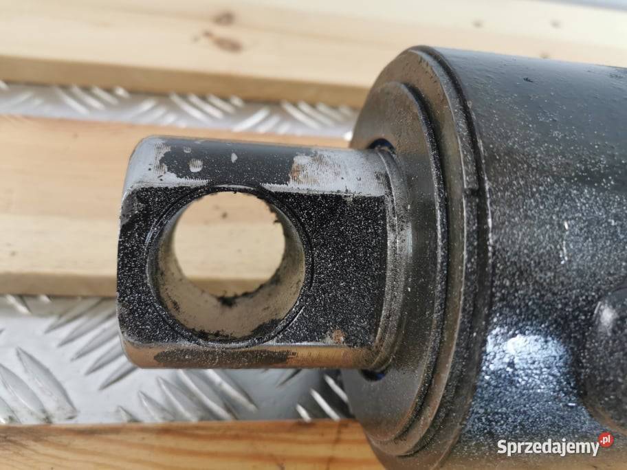 Holland T8 Siłownik hydrauliczny TUZ Wilkowo