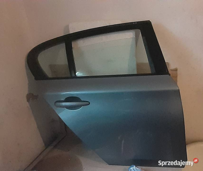 BMW e87 drzwi kompletne prawe tylne quarzblau Rok produkcji 2007 Wawrów