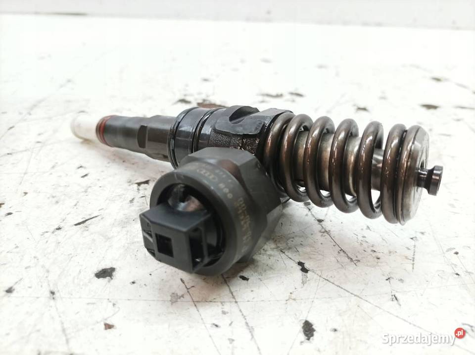 POMPOWTRYSKIWACZ 038130073F 19 TDI VW Volkswagen