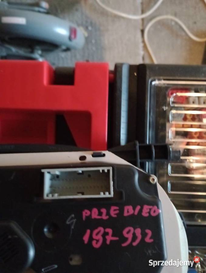 Licznik clio 2 Liczniki i zegary Słupno