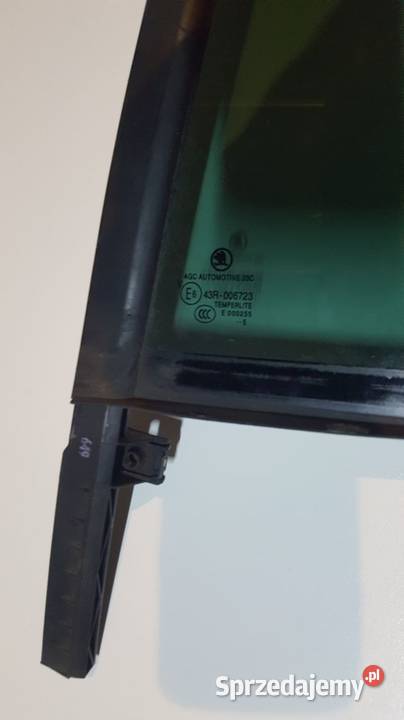 Skoda Octavia III szyba trójkat tył lewy Części samochodowe małopolskie