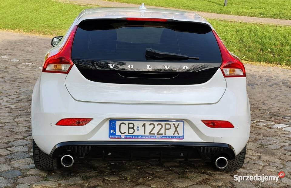 Volvo V40 RDesign 20 Diesel 150 2017 Pierwsza