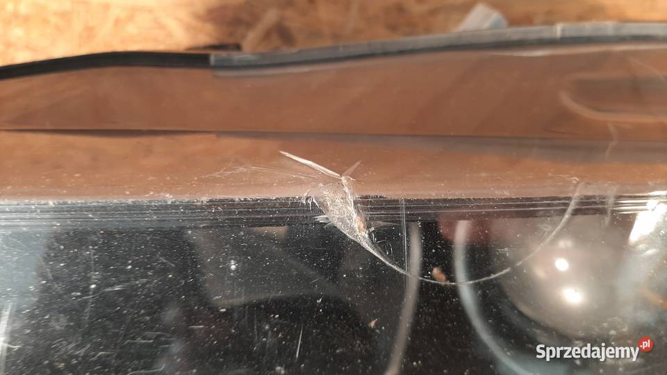 LAMPA PRAWA PRZEDNIA 31283333 VOLVO V40 II XENON osobowe Nowy Tomyśl