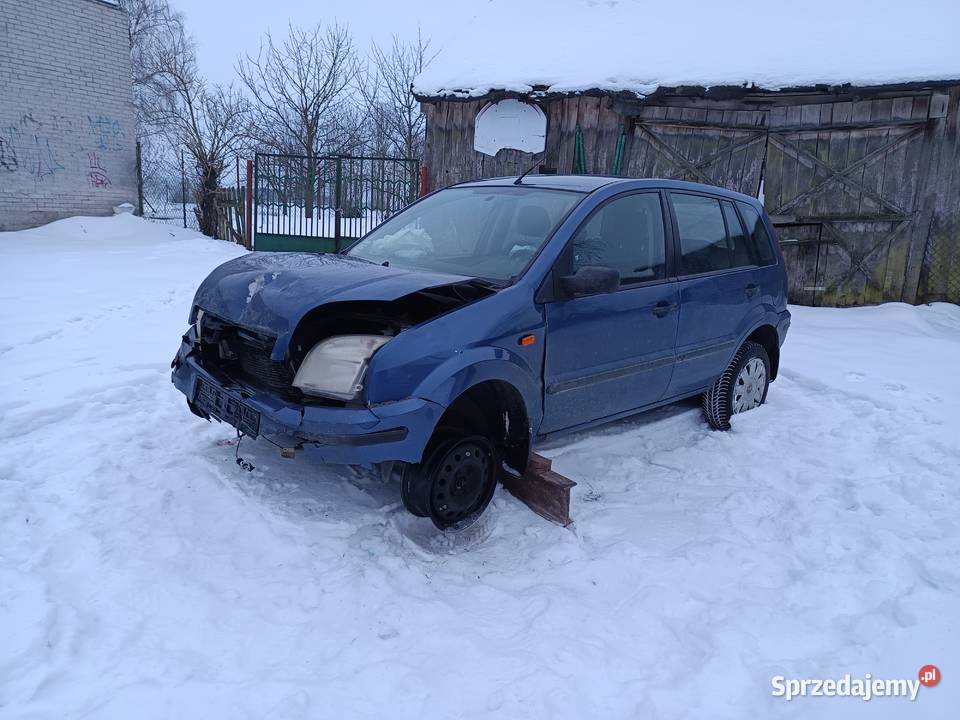 Ford Fusion uszkodzony Winnica