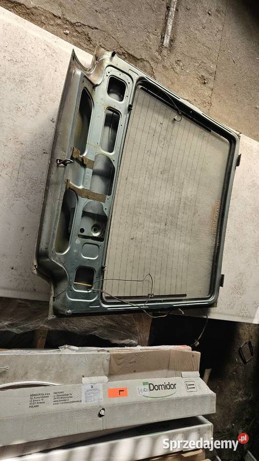 Klapa bagażnika FSO Polonez osobowe Kraków