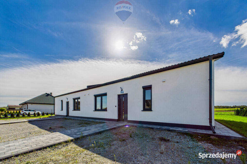 Nowy dom w zabudowie bliźniaczej prawa strona łódzkie Galewice