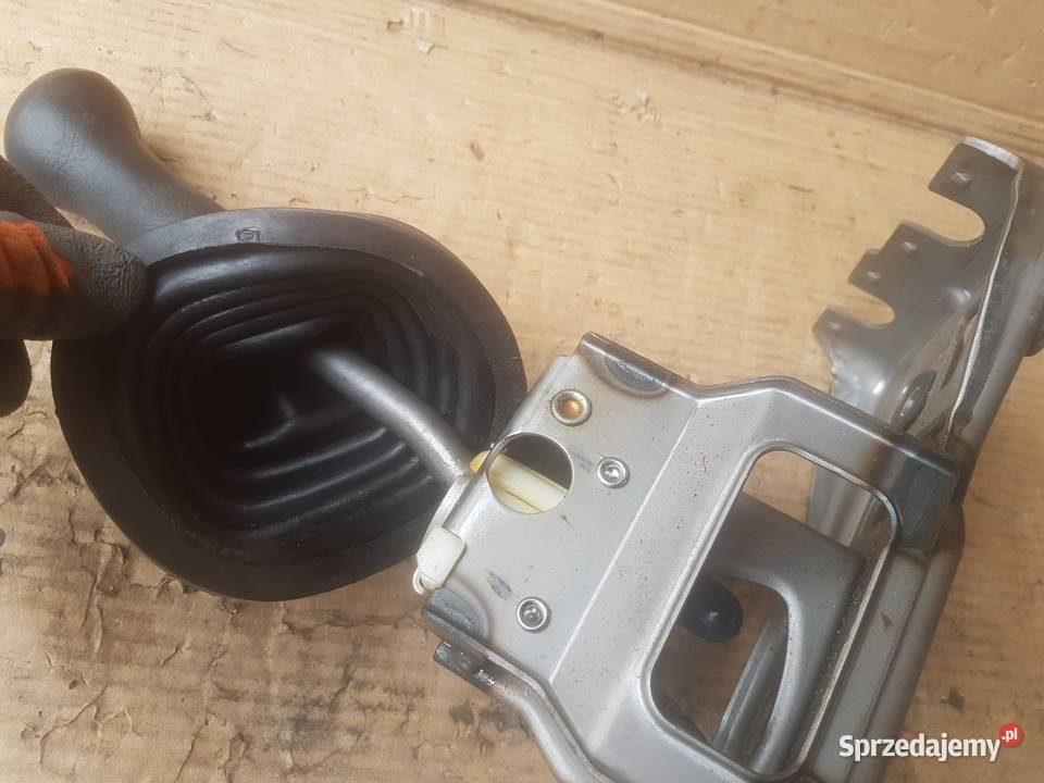 Suzuki Liana wybierak gałka mieszek zmiany osobowe Legnica