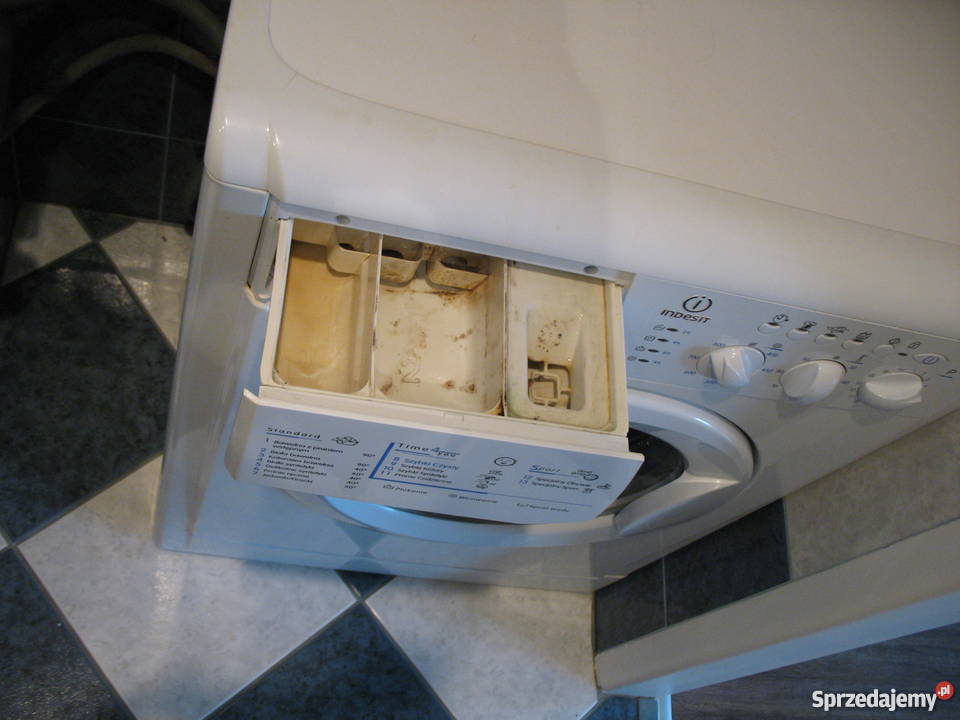 Pralka Indesit WISL 85 Poznań sprzedam