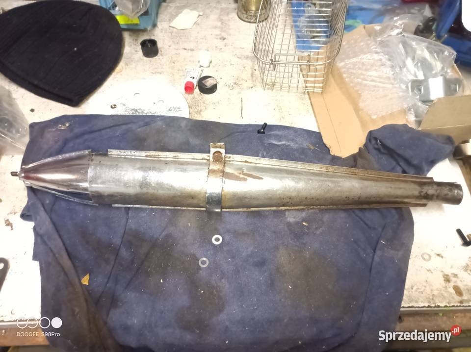 Tłumik komar sztywniak