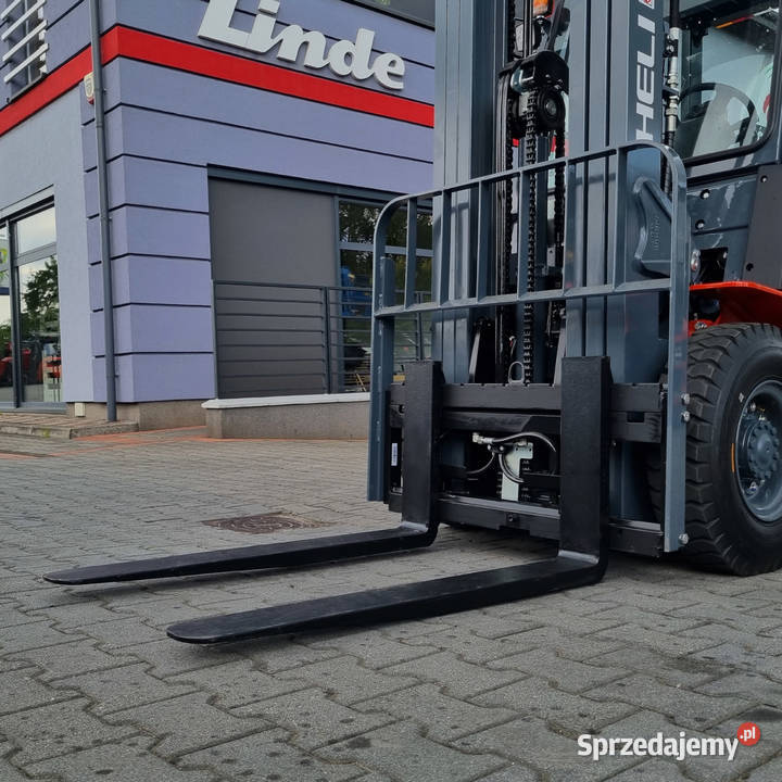 Nowy gazowy wózek widłowy Heli CPYD25KU1H Kubota Mogilany