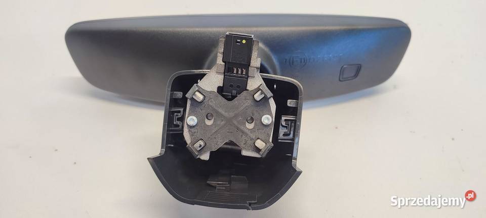 CUPRA FORMENTOR LUSTERKO ŚRODKOWE 3G0857511AM