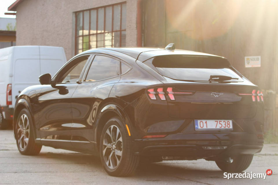 Ford Mustang MachE 2021 Elektryk 294 610 Zasięg elektryczne lusterka Nysa
