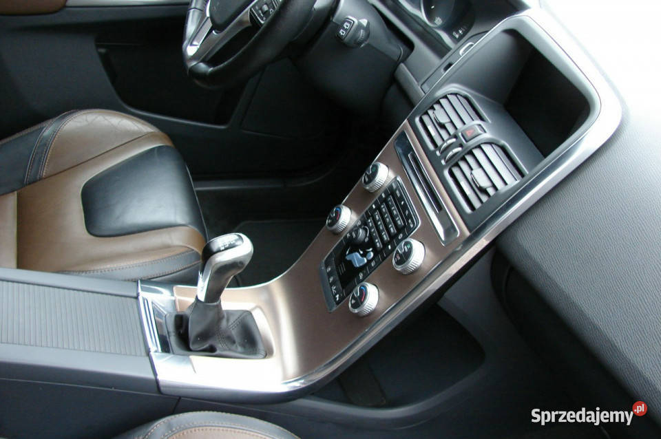 Volvo XC 60 20 D 150 Ful II 2017 4/5 XC 60 Piła