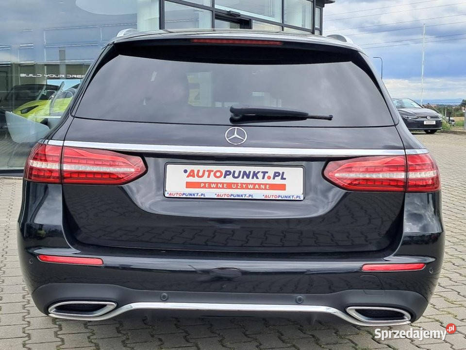MercedesBenz Klasa E 2021r Hak Multibeam Temp Tychy