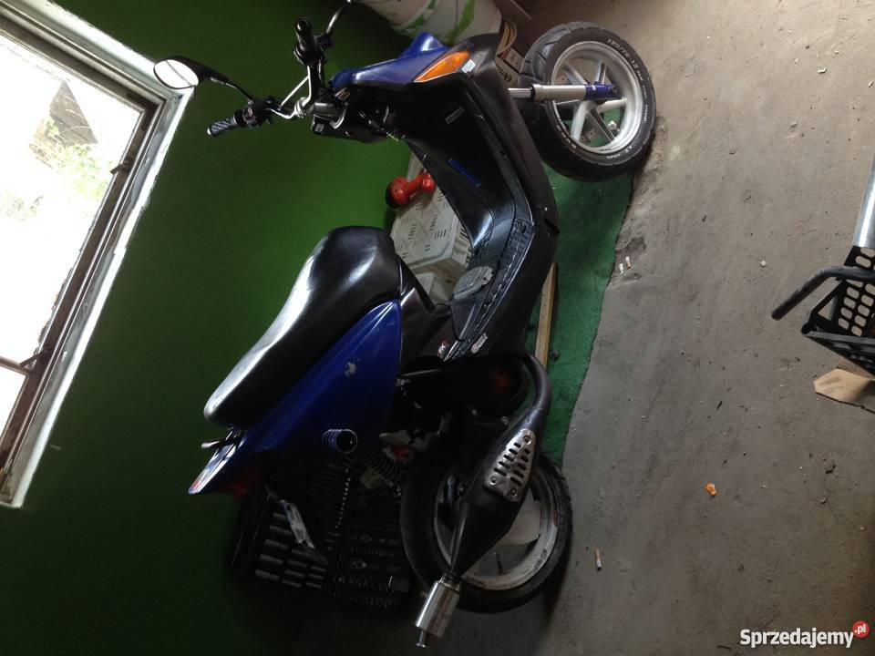 Yamaha Booster Rocket Radom