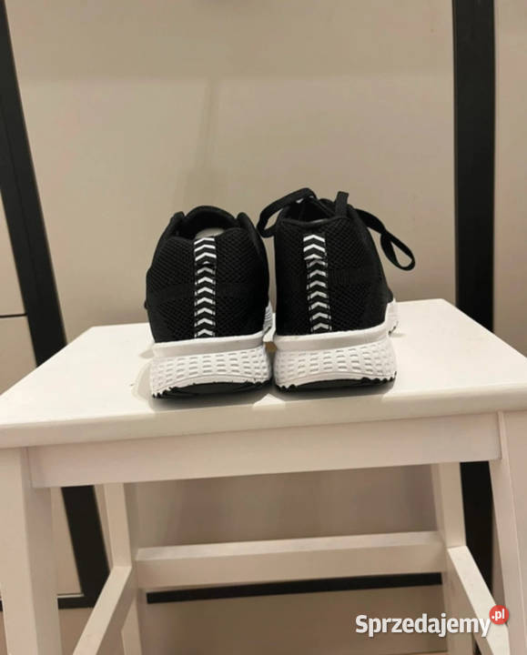 Białoczarne buty sportowe do biegania letnie Łódź
