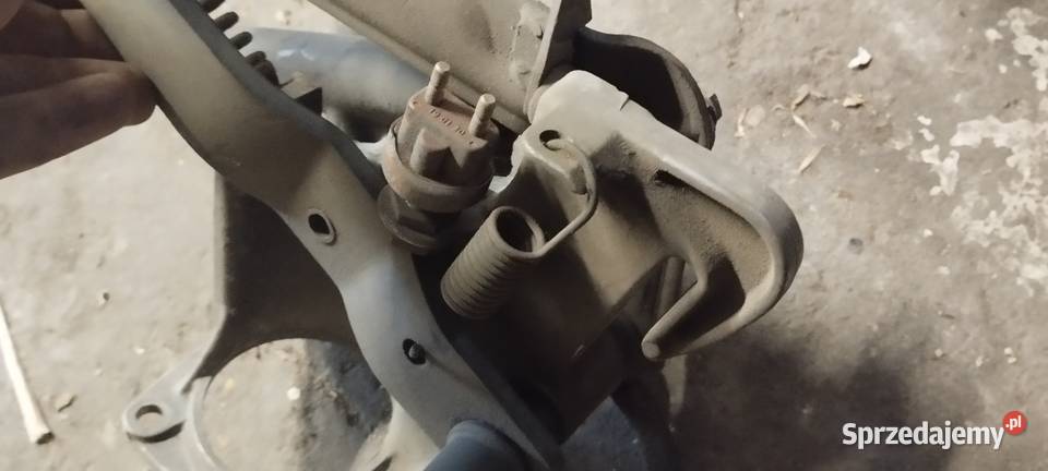 Pedał hamulca Mercedes w 123 24D