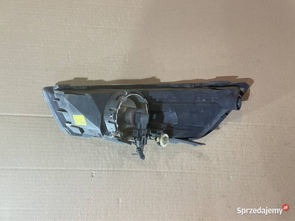 0305081002 halogen zderzaka prawy przód Ford Szczecin