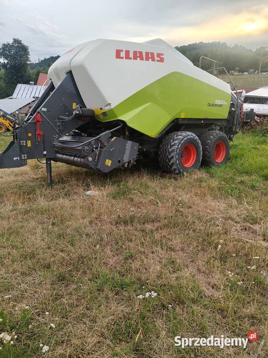 Presa Claas Quadrant 3300 RC uszkodzony