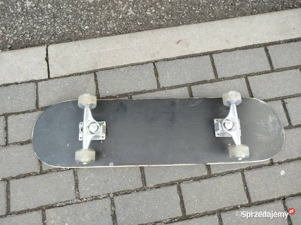 Deskorolka skateboard