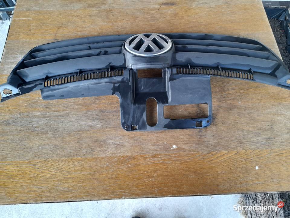 Atrapa gril vw polo 9n 0105 osobowe Rudnik nad Sanem