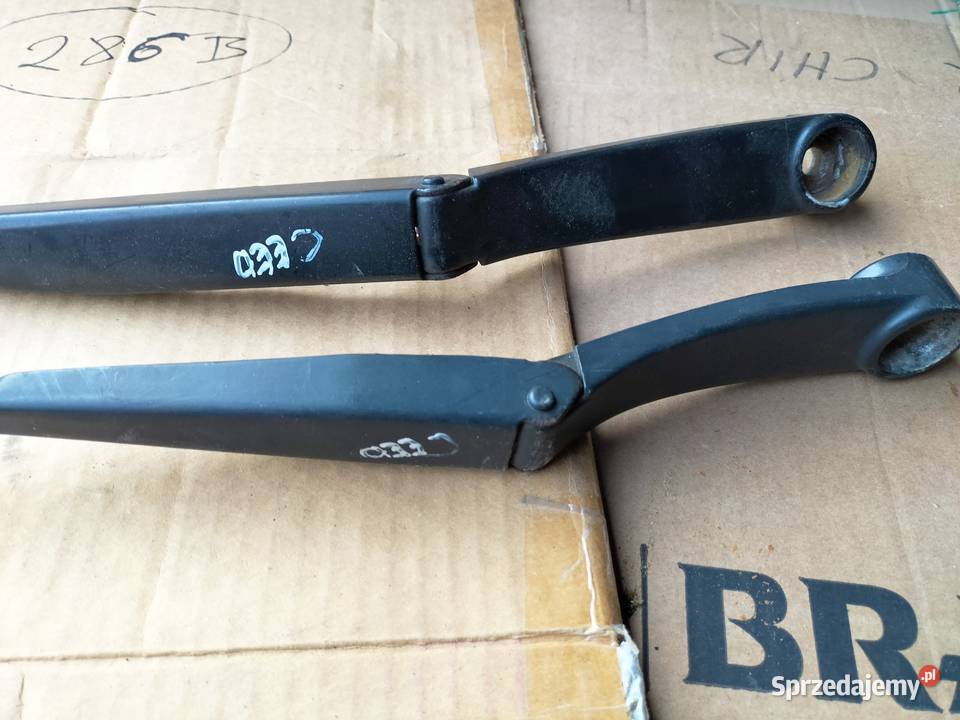 KIA CEED 3 RAMIĘ RAMIONA PRZEDNICH WYCIERACZEK Kamień-Kolonia