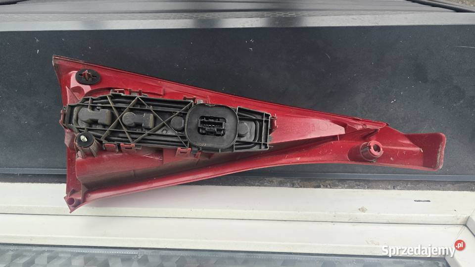 Lampa prawy tył citroen c3 2004 Sosnowiec