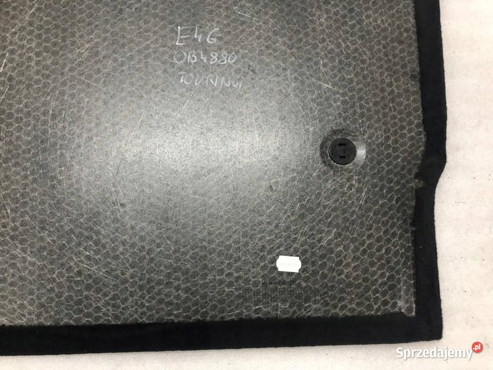 PODŁOGA WYKLADZINA BAGAŻNIKA 8208380 BMW E46 Dywaniki