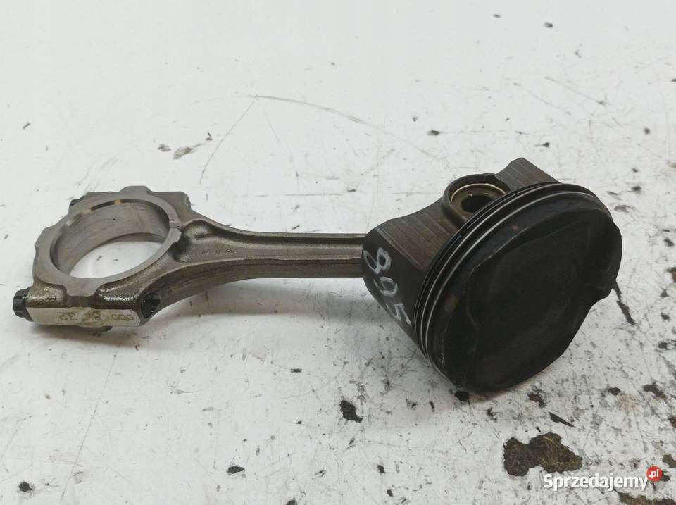 TŁOK KORBOWÓD 16 16V VVTI Toyota Corolla XI 2013 Blok silnika