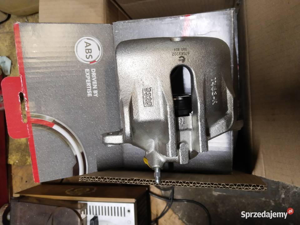 Zaciski hamulcowe Mercedes 124 osobowe