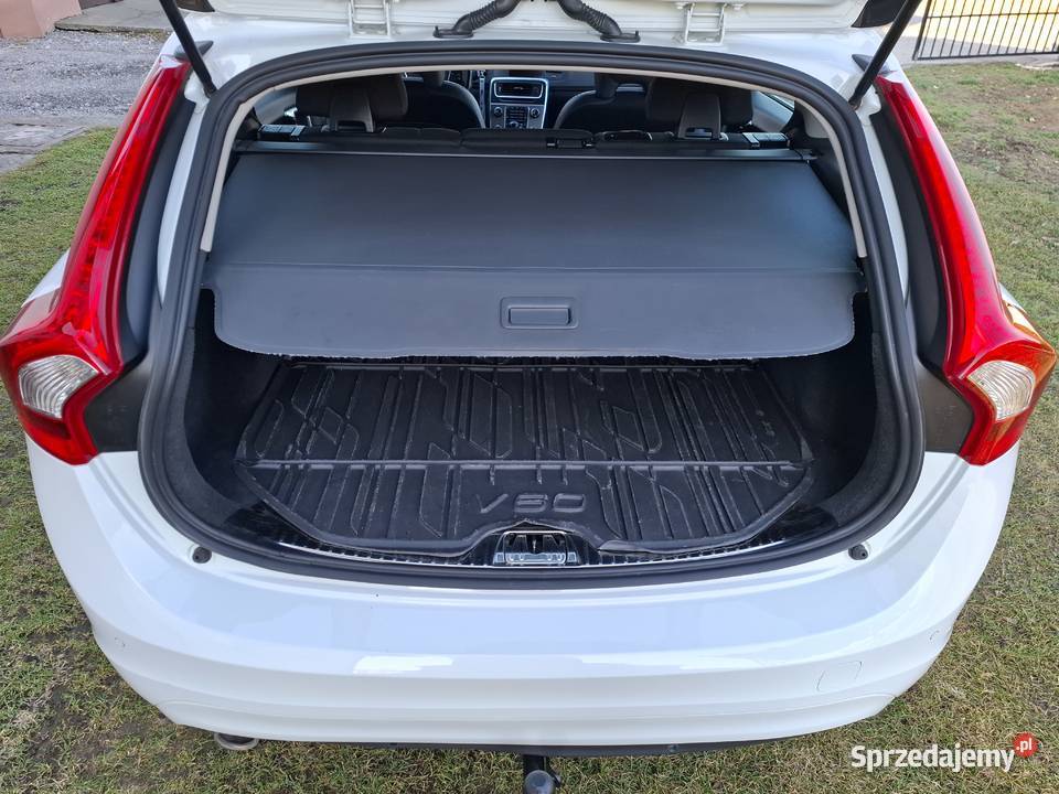 VOLVO V60 LIFT EKONOMICZNY SUPER STAN ZADBANY małopolskie