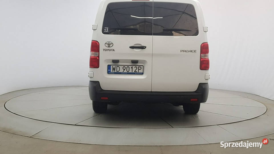 Toyota ProAce 20 D4D Long Z Polskiego Salonu Warszawa sprzedam