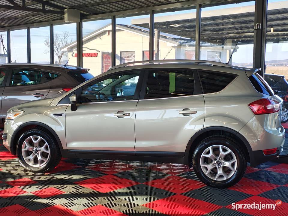 Ford Kuga Napęd 4x4 Bogate Wyposażenie wspomaganie kierownicy Zarszyn