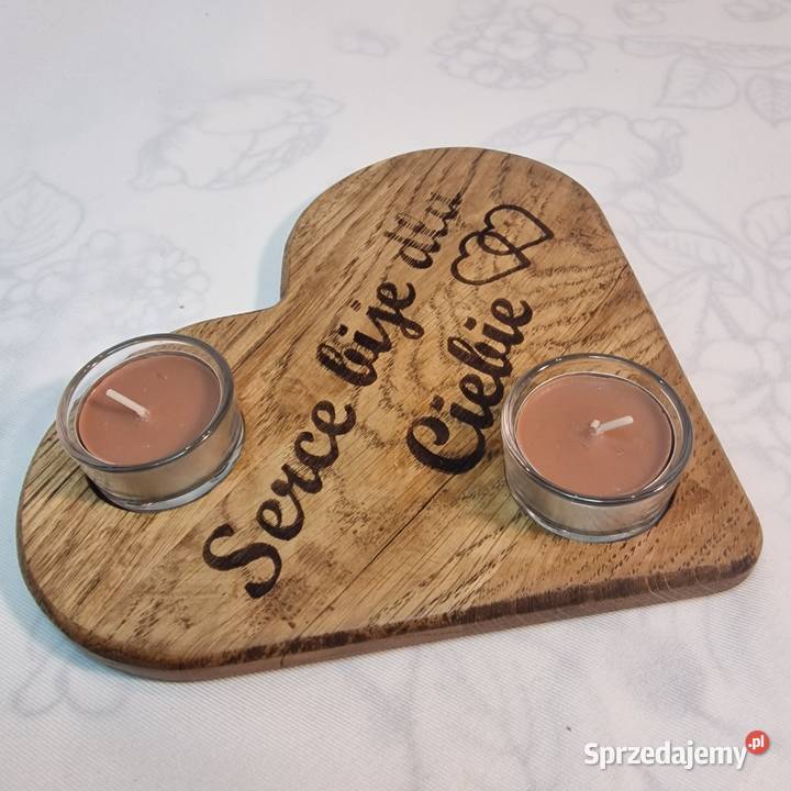 Świecznik drewniany z dębu serce Serce bije Dija Sępopol