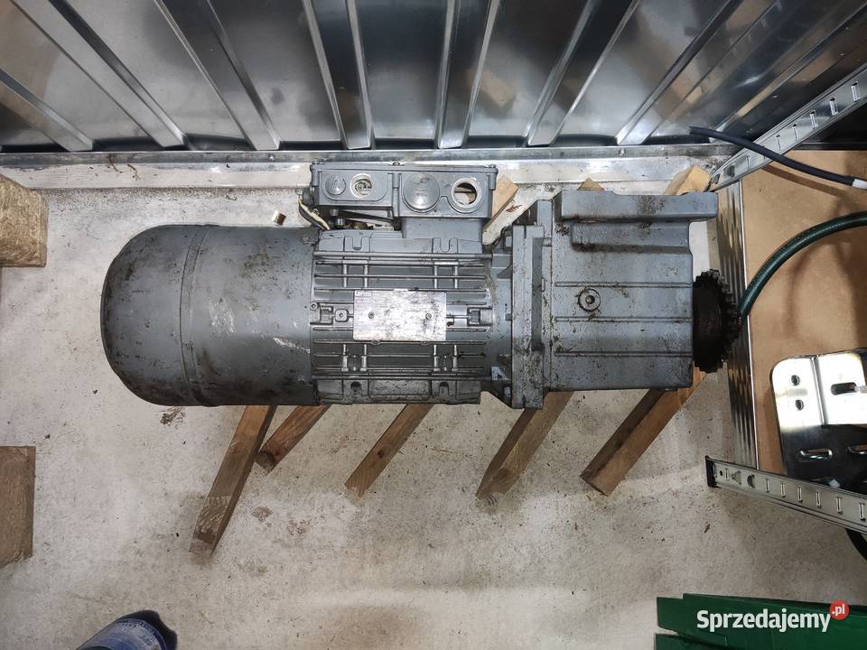 Motoreduktor prosty 22kW 400V 300 obrmin hamulec małopolskie Libusza