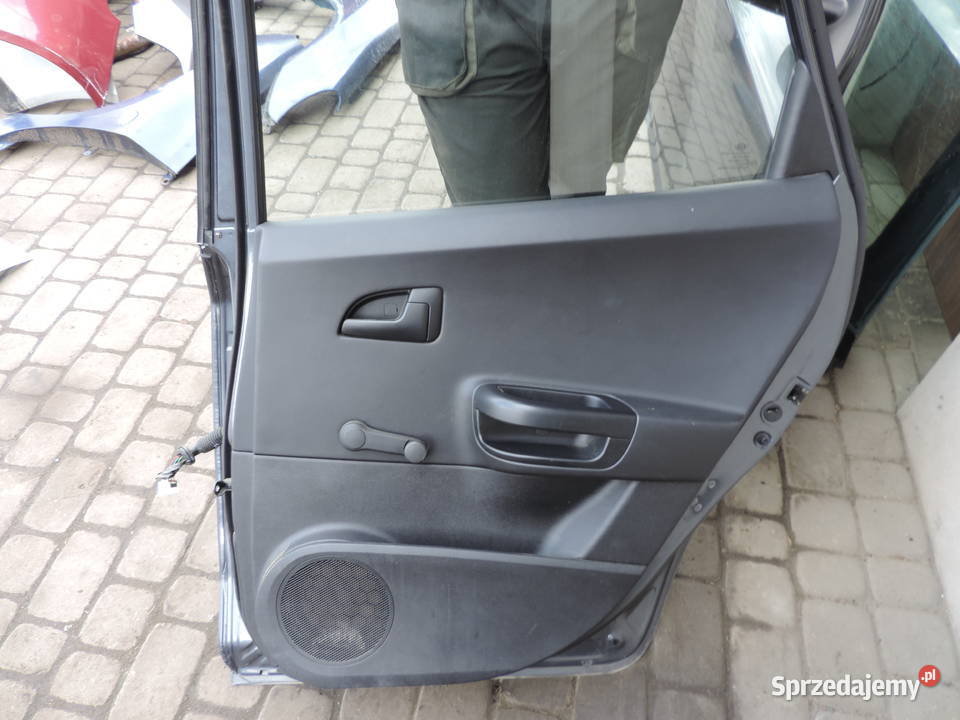 KIA CEED I LIFT KOMBI DRZWI PRAWY TYŁ 5K Rok produkcji 2010 Nowy Sącz