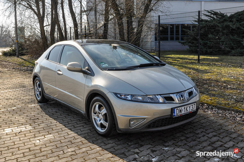 Honda Civic 18 140 Automat 153 Rok produkcji 2008