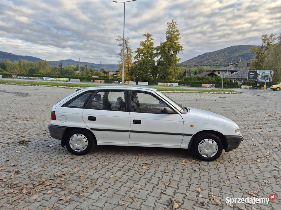 Opel Astra F14 60 LPGGAZ do 2032r 142 Zdrowa 143km Bujaków